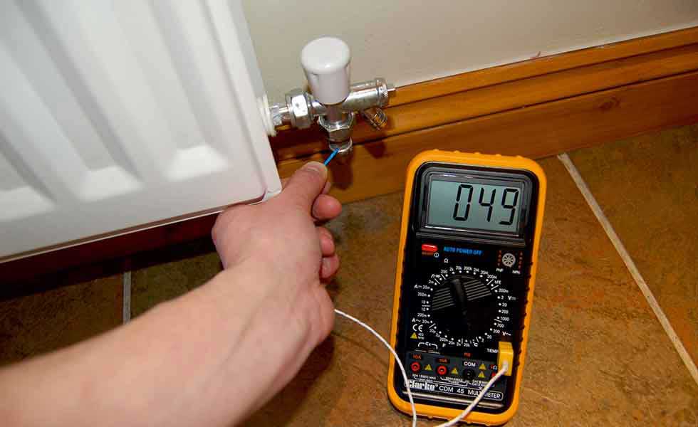 balancing a radiator temperature reading