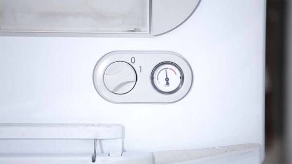 Central heating boiler pressure gauge