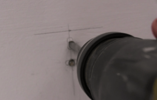 How to Install a Radiator_13_Drill the wall How to Install a Radiator_13_Drill the wall