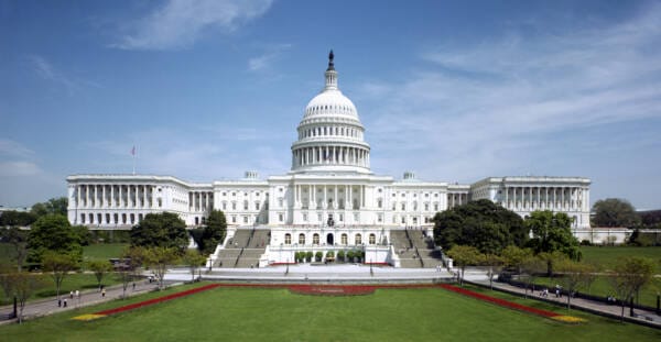 Forced to wrong size: 590x306, natural is 3000x1556! The Capitol Building in Washington