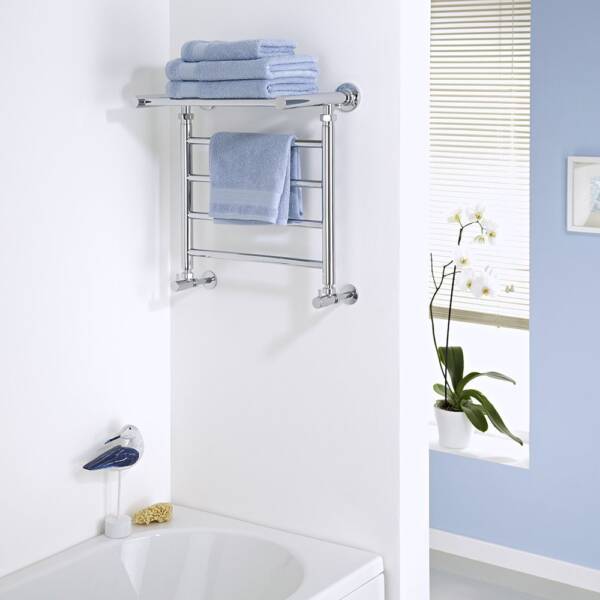 Medium Milano Pendle heated towel rail Medium Milano Pendle heated towel rail