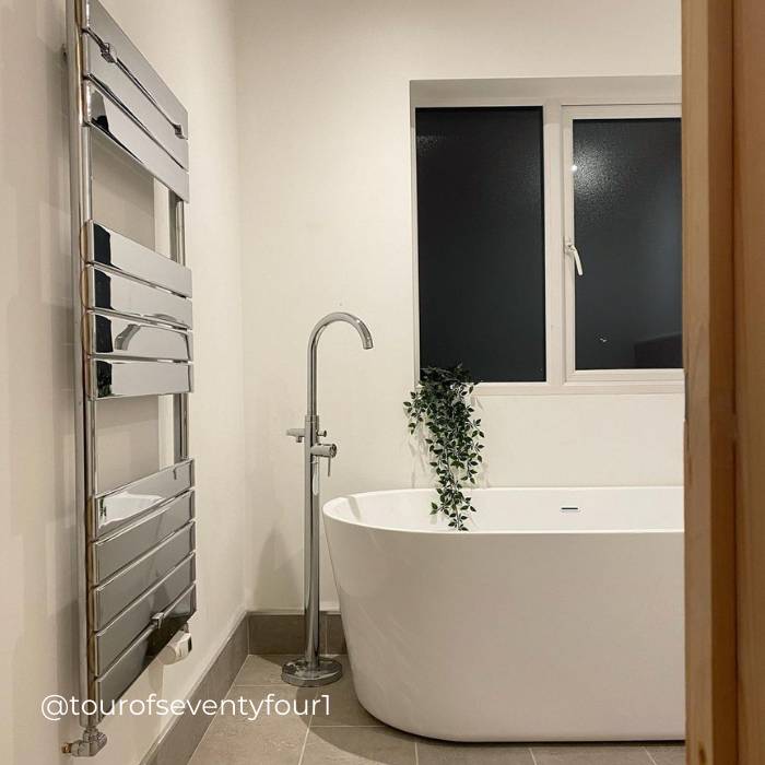 Milano Lustro - Designer Chrome Flat Panel Heated Towel Rail