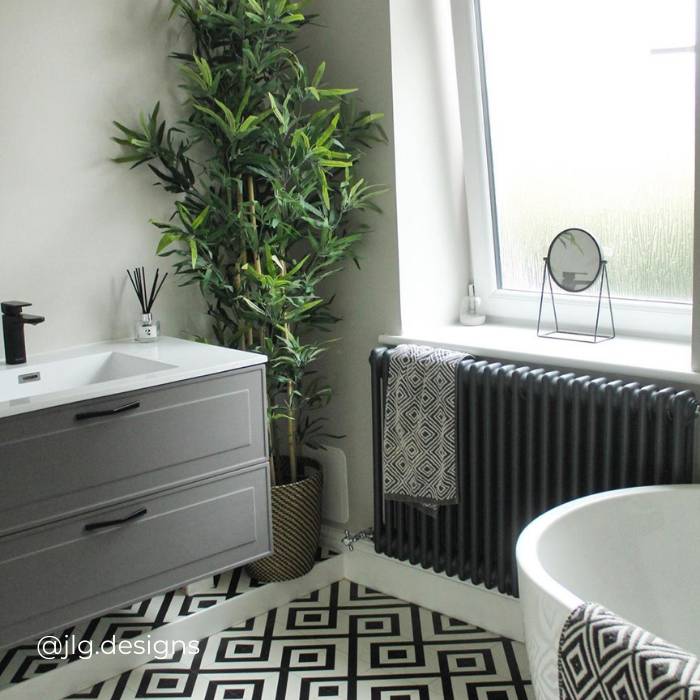 Milano Windsor - Anthracite 600mm Traditional Horizontal Triple Column Radiator