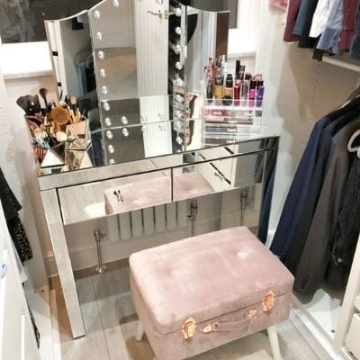 small aruba radiator in a dressing room