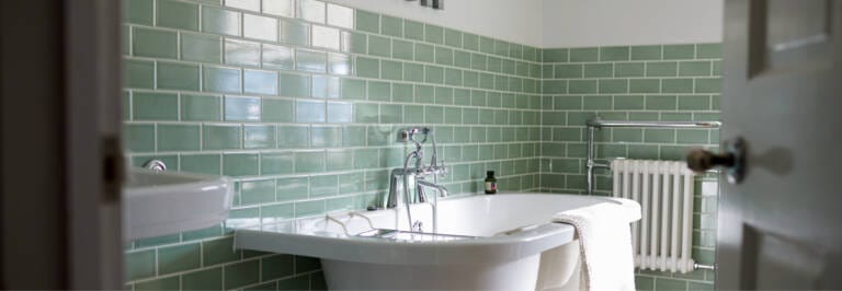 how to choose the best bathroom radiator blog banner