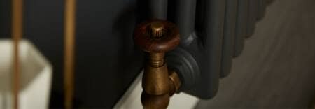 radiator valve guide blog header image