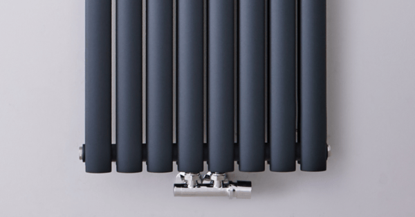 middle connection radiator valve inlets