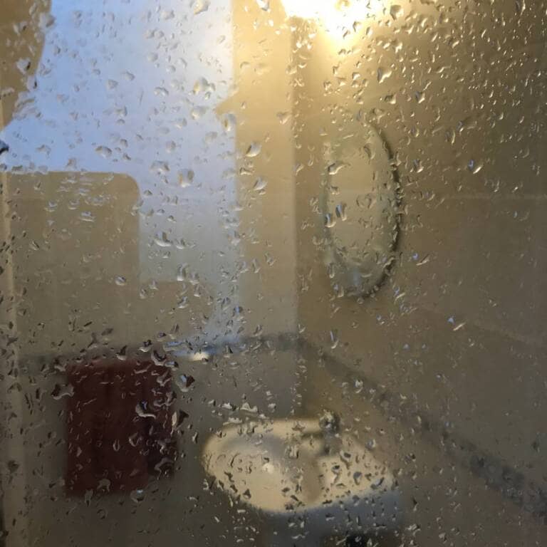 How to remove rust from chrome bathroom radiators