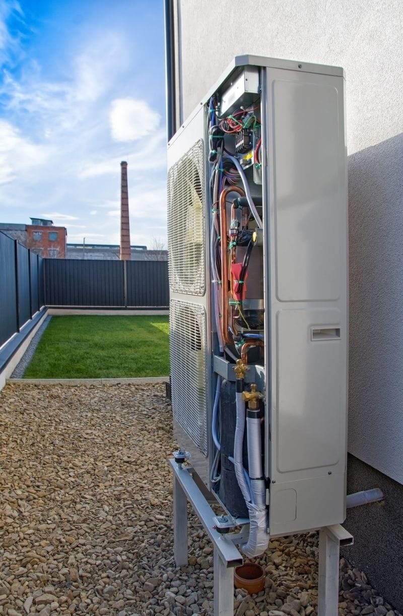 Ground source vs air source heat pumps blog banner