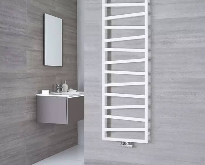 Terma ZigZag ladder style heated towel rail Terma ZigZag White Vertical Heated Towel Rail