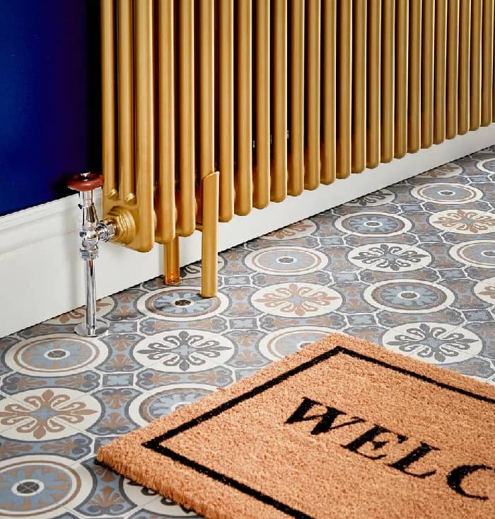 Webp.net-resizeimage (77) Milano Windsor gold radiator with chrome valves